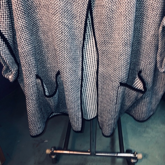 Nwt sweater poncho - Picture 2 of 8